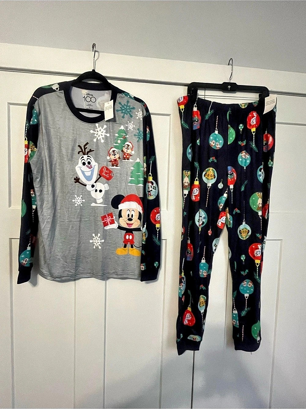 Disney Disney 100 Christmas Pajama Set Black & Gray Mens Large NWT